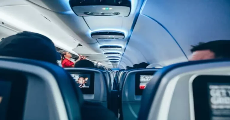 United Airlines Flight UA770 Emergency Diversion